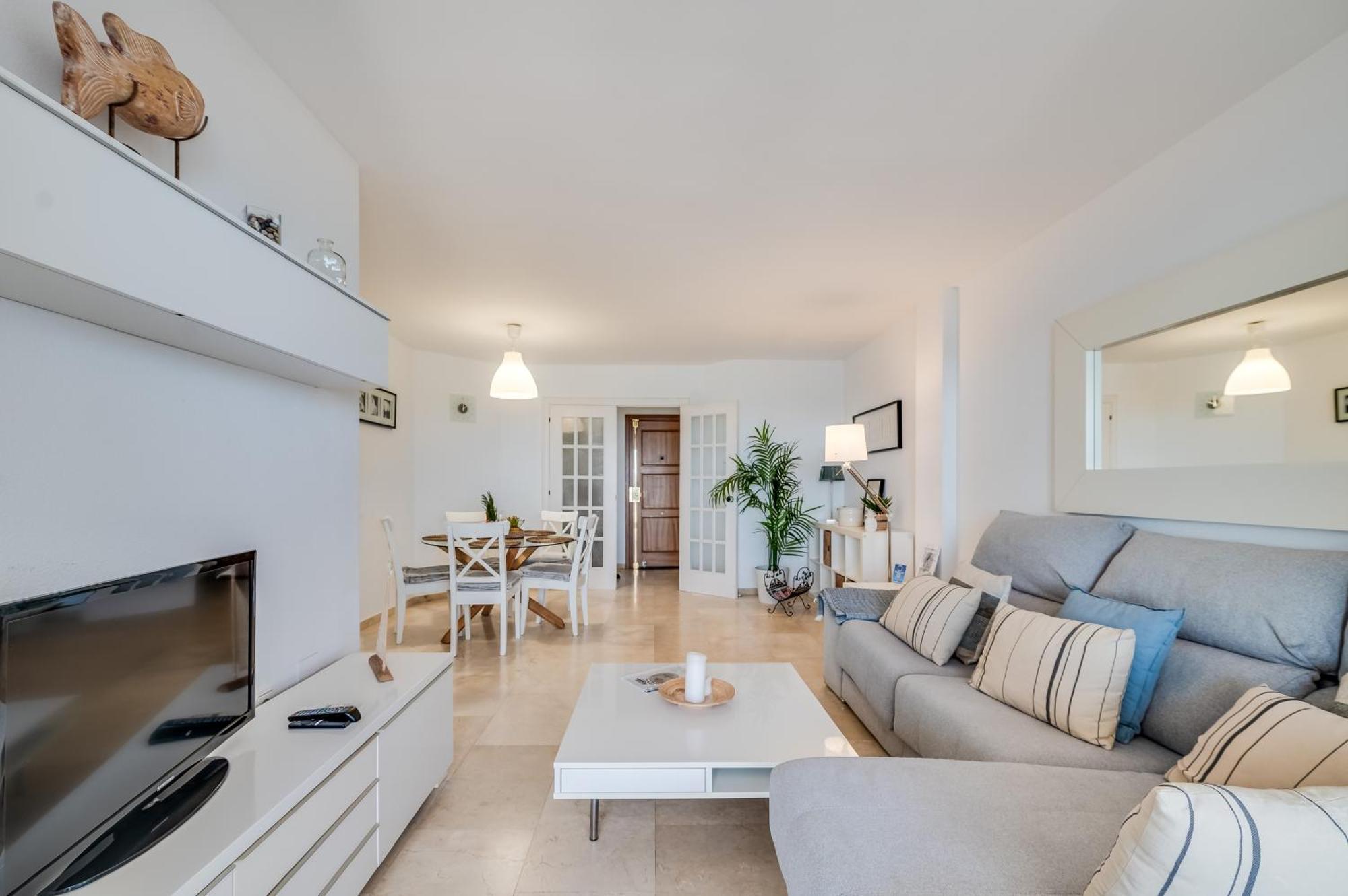 Apartment Lxr La Carihuela Sea Views 3hab *